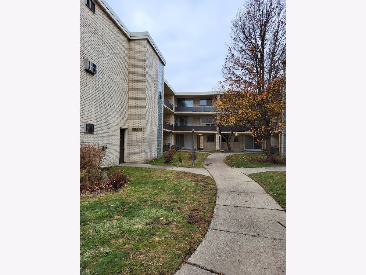 Condominiums Sold Nassau Terrace Condos Blue Island Illinois, 12556 Fairview