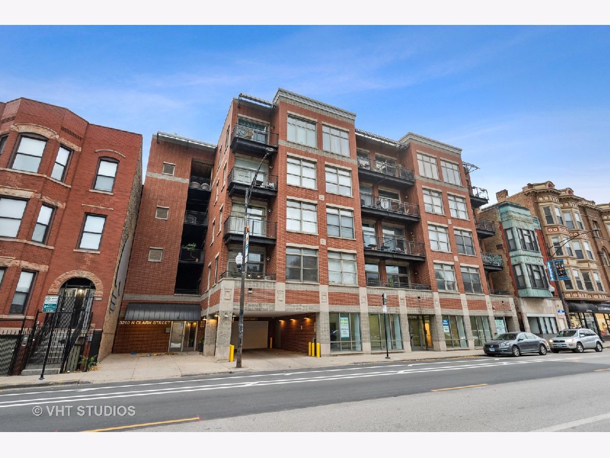Condominiums Sold Clarksville Station Chicago Illinois, 3260 Clark