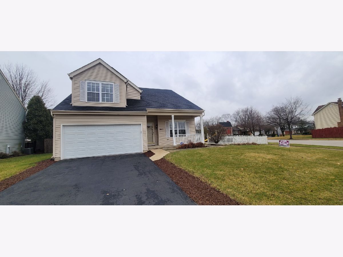 Homes Sold Pine Meadows Aurora Illinois, 3015 Fairfield