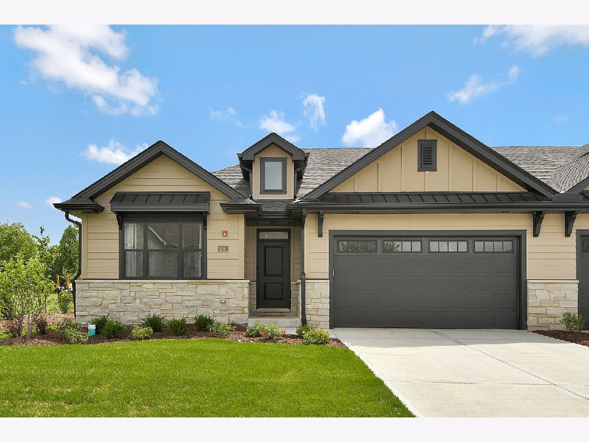 Townhomes & Homes Sold Clover Ridge Estates Lockport Illinois, 1339 Lacoma