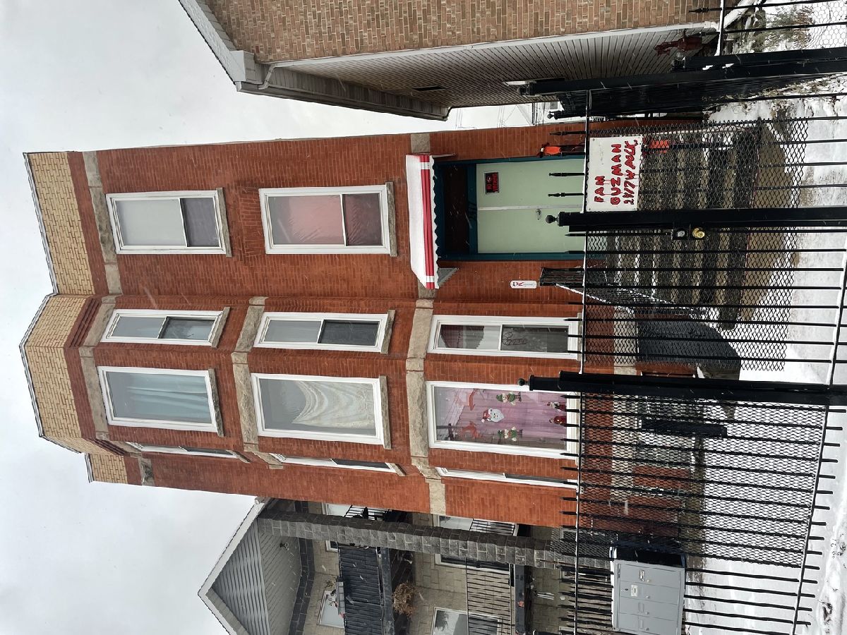 Condominiums & Homes Sold Tri-taylor Chicago Illinois, 2417 Polk