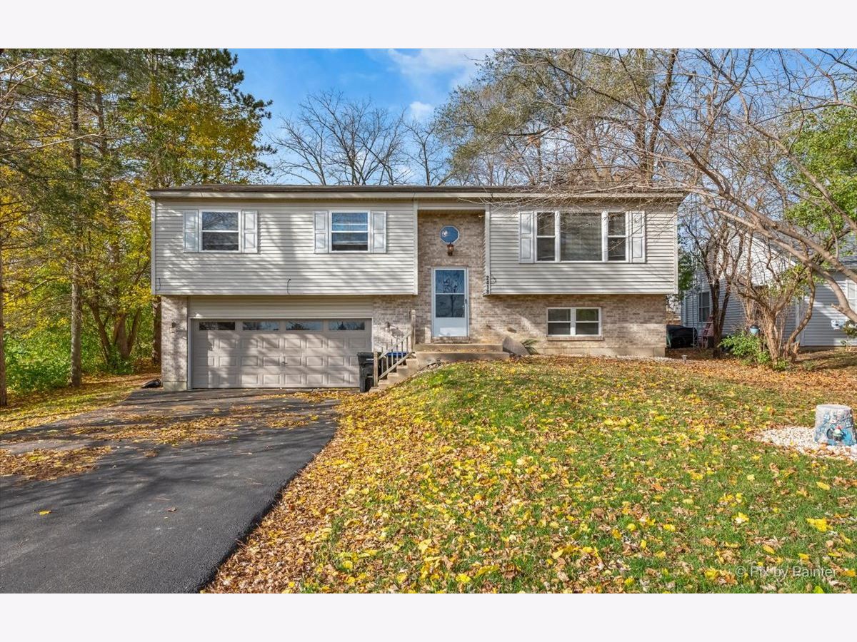 Homes Sold Spojnia Mchenry Illinois, 2418 Spojnia
