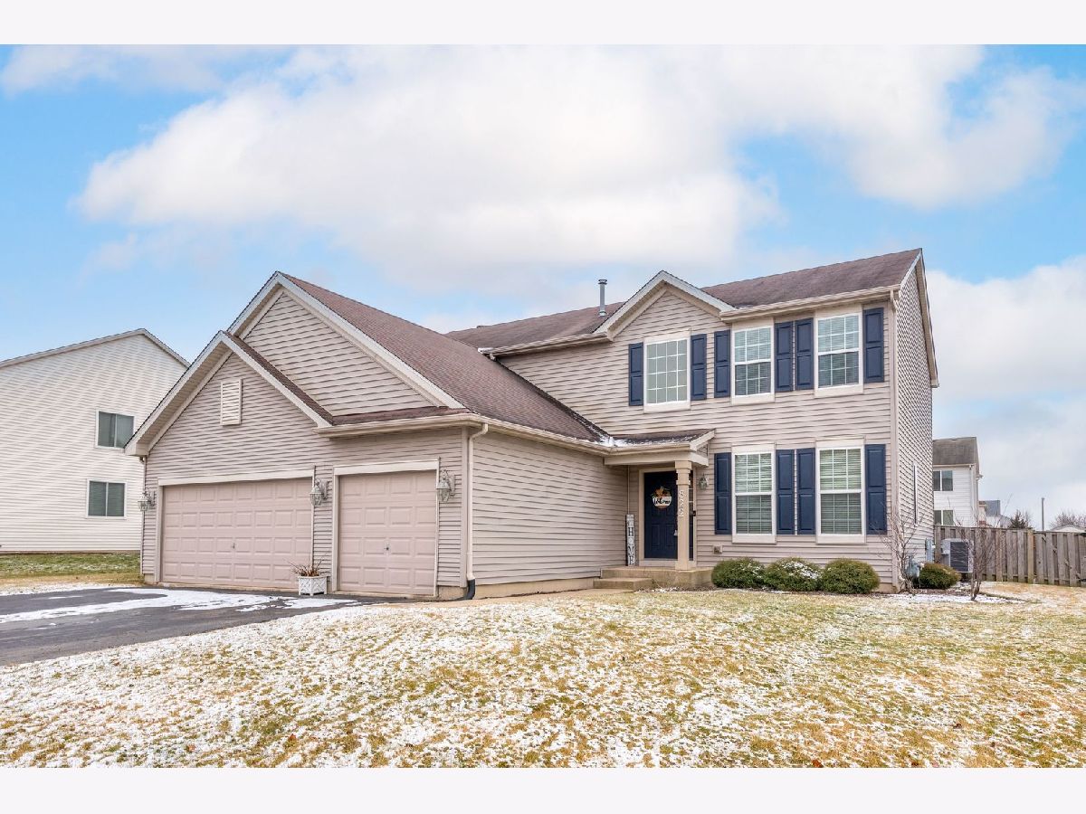 Homes & Townhomes For Sale Raintree Village Yorkville Illinois, 822 Hampton Lane