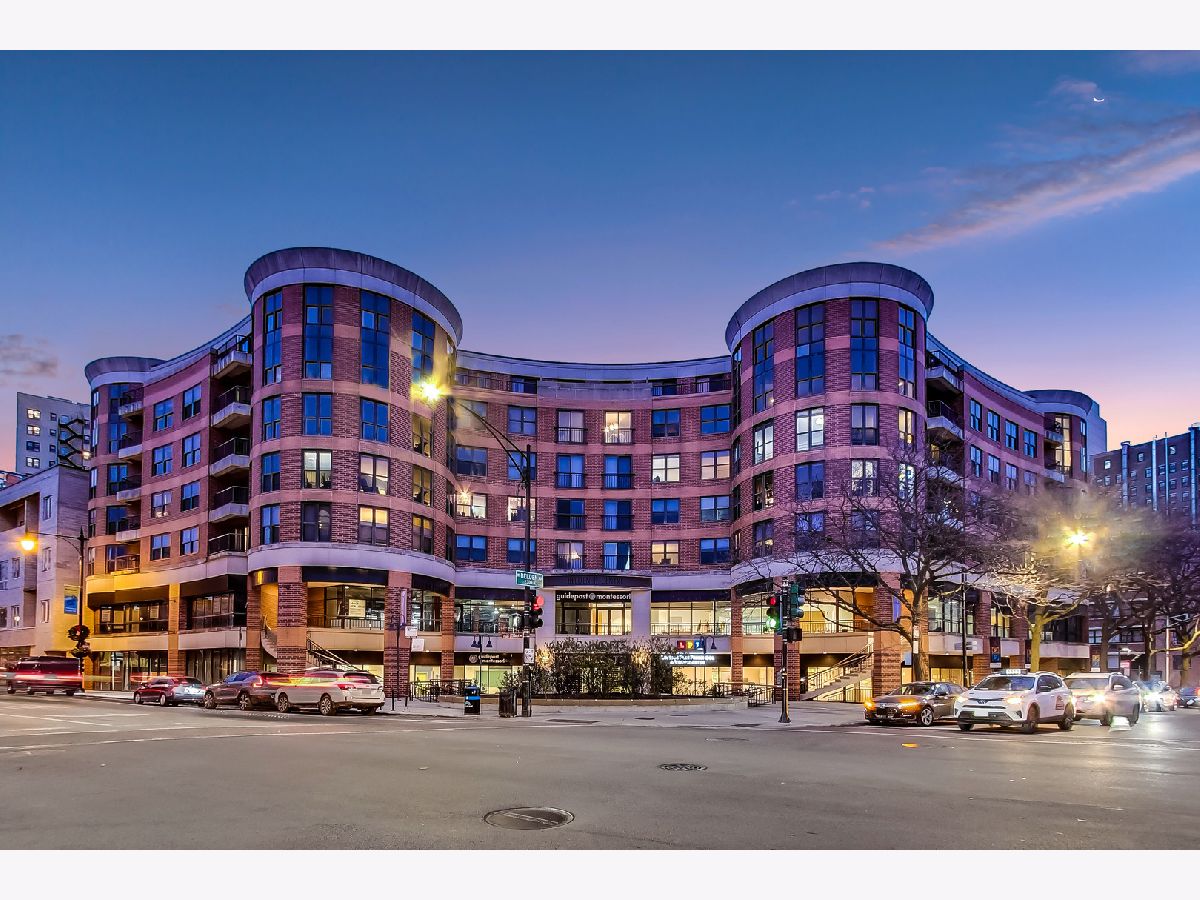 Condominiums Rented Belden Centre Chicago Illinois, 350 Belden