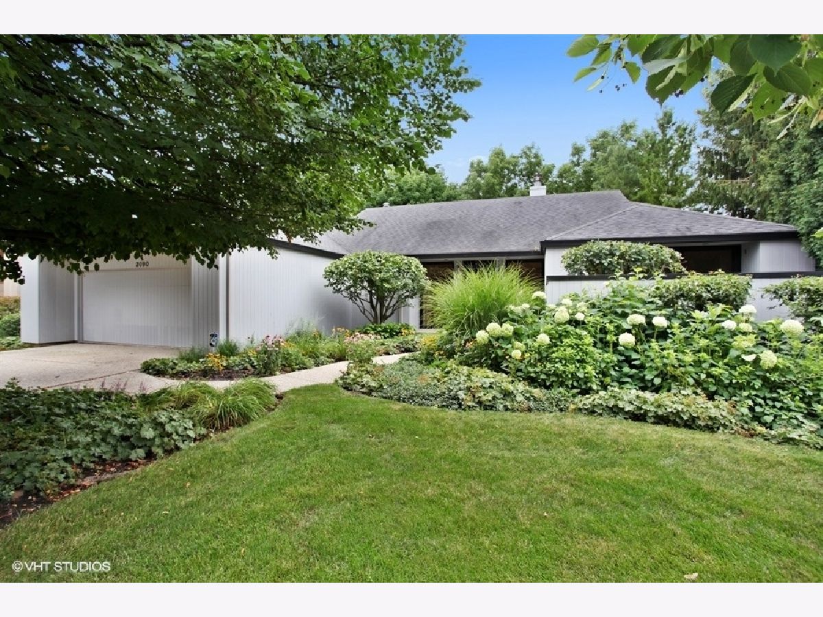 Homes Sold Painters Lake Highland Park Illinois, 2090 Painters Lake
