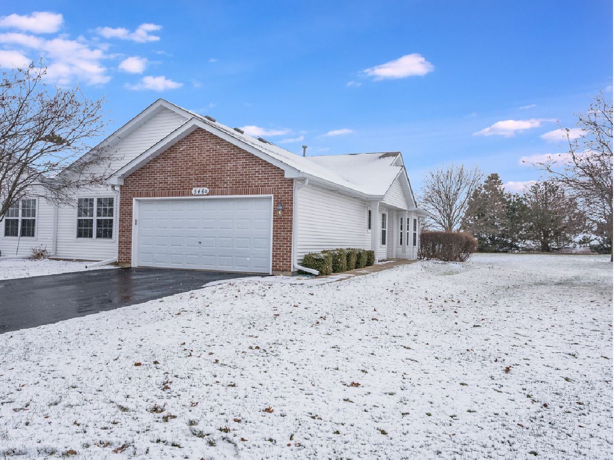 Townhomes Sold Rolling Oaks Sugar Grove Illinois, 546 Mallard