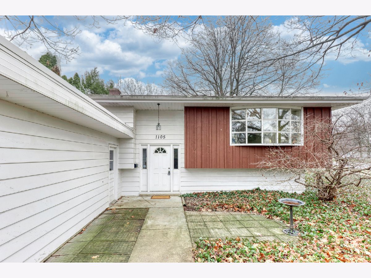Homes Sold Moser Highlands Naperville Illinois, 1105 Modaff
