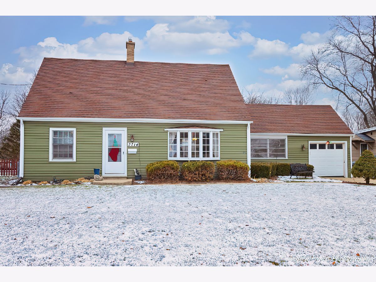 Homes Sold Millstream Mchenry Illinois, 3714 Maple