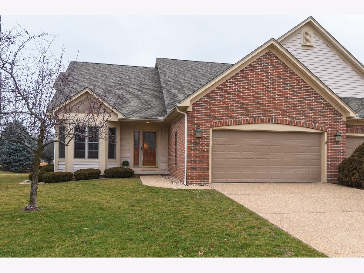 Condos & Townhomes Sold Villaminiums Bloomington Illinois, 6 Alder