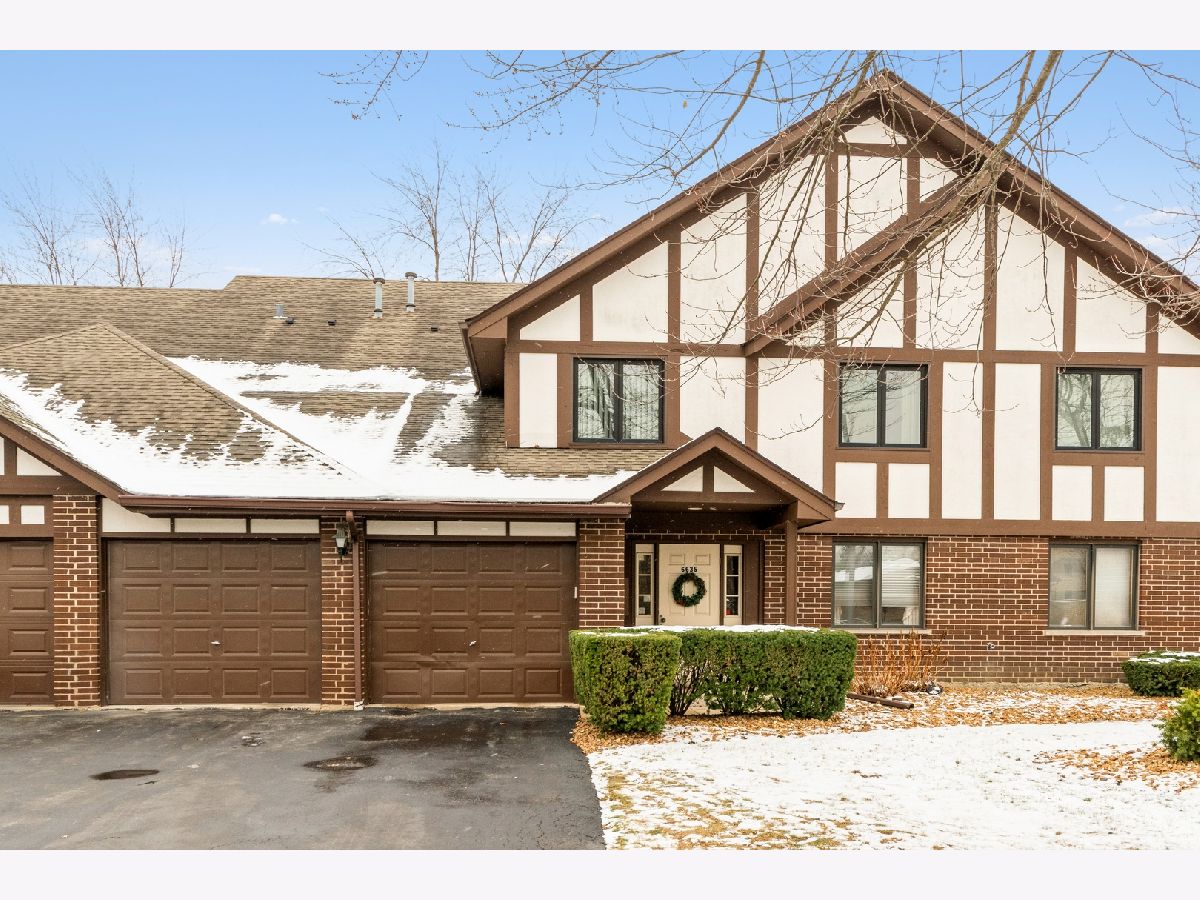 Condominiums Rented Oak Village Tinley Park Illinois, 6635 180th