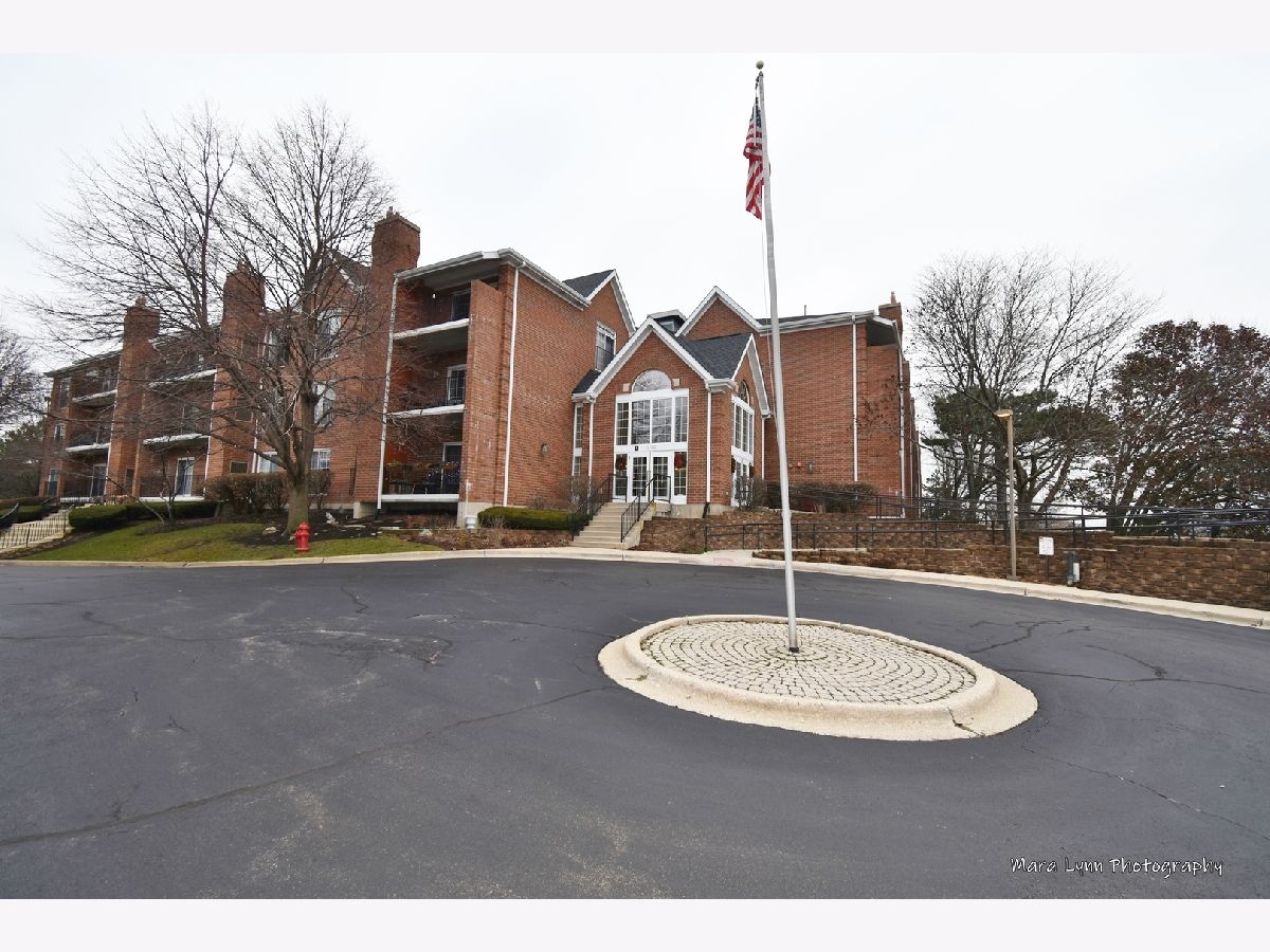 Condominiums Rented Hunt Club Condos St Charles Illinois, 29 Hunt Club