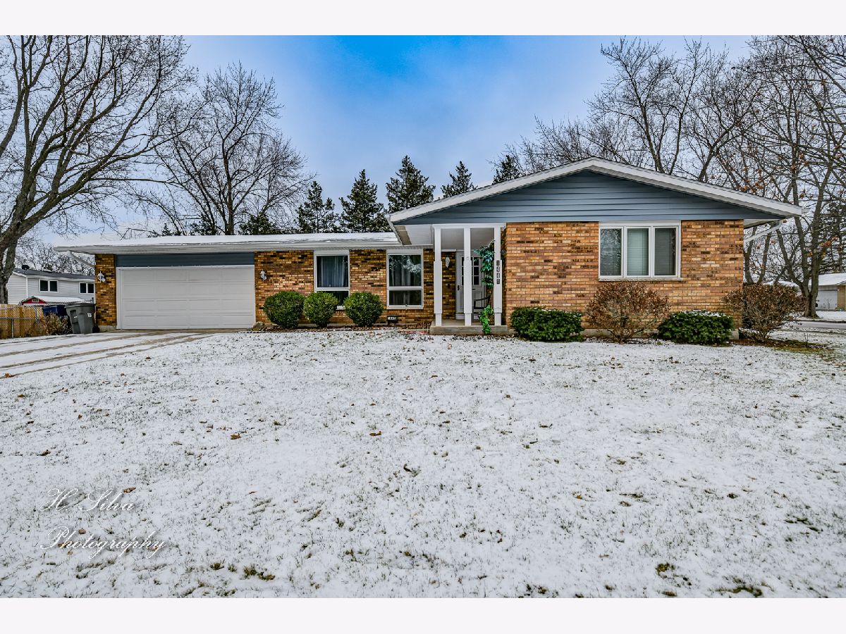Homes & Condominiums Sold Century Oaks Elgin Illinois, 1441 Century Oaks