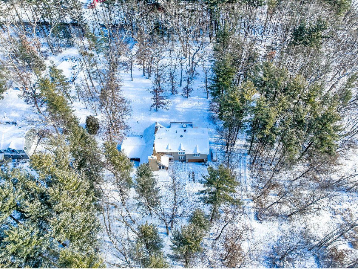 Homes Sold Giant Oaks Wonder Lake Illinois, 6506 Giant Oaks