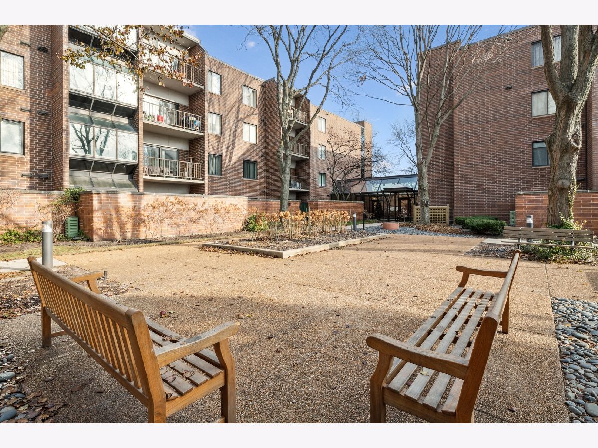 Condominiums Sold The Gallery Park Ridge Illinois, 2150 Bouterse