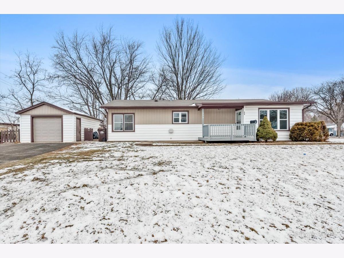 Homes Rented Leonard Heights Crystal Lake Illinois, 254 Hickory