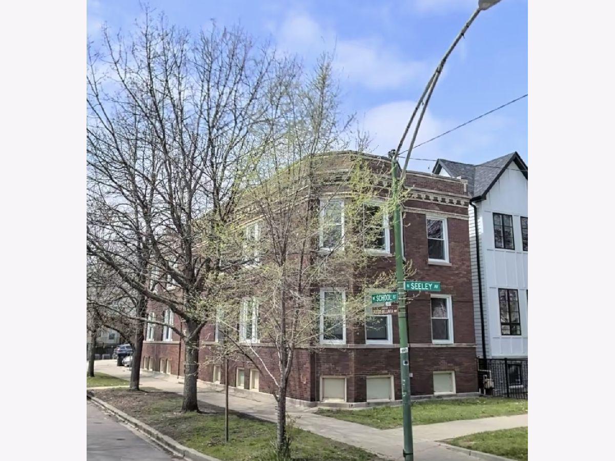 Townhomes & Condos & Homes Rented Roscoe Village/lakeview Chicago Illinois, 2038 School