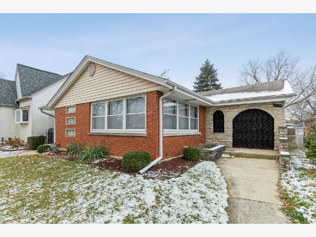Homes Sold Little Beverly Oak Lawn Illinois, 9726 52nd