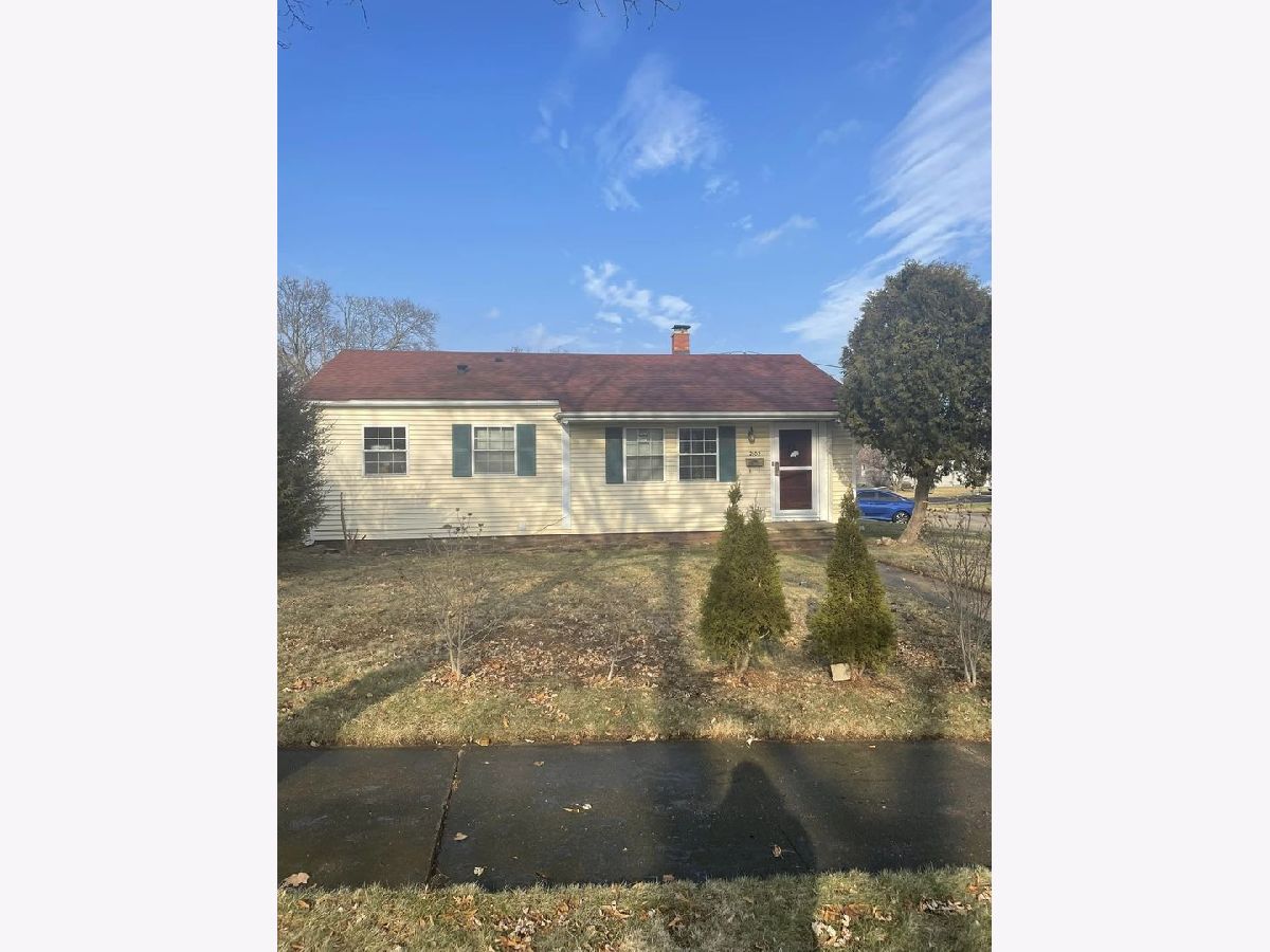 Homes Sold Drobnick Estates Waukegan Illinois, 2102 Pearsall