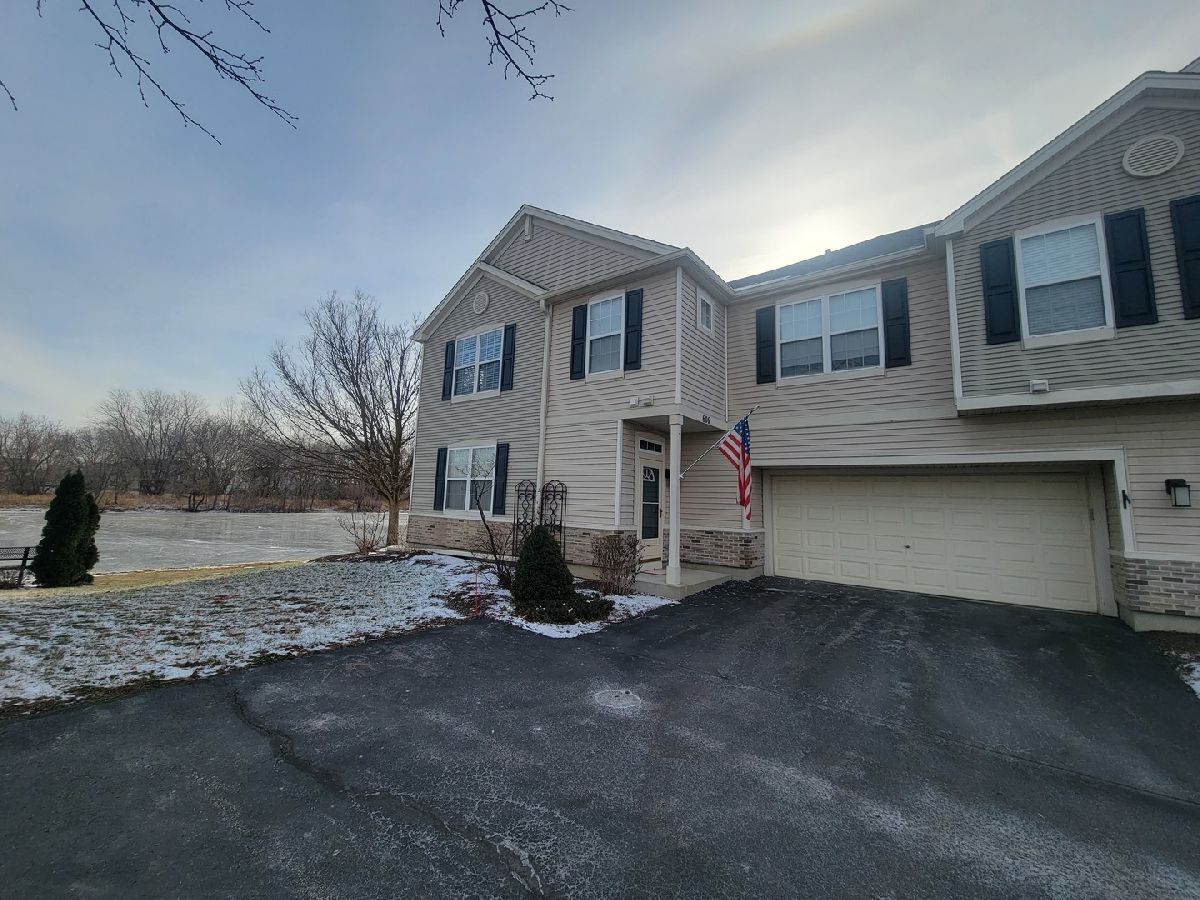 Townhomes & Condos Sold The Glen At Lakemoor Farms Lakemoor Illinois, 606 Arbor