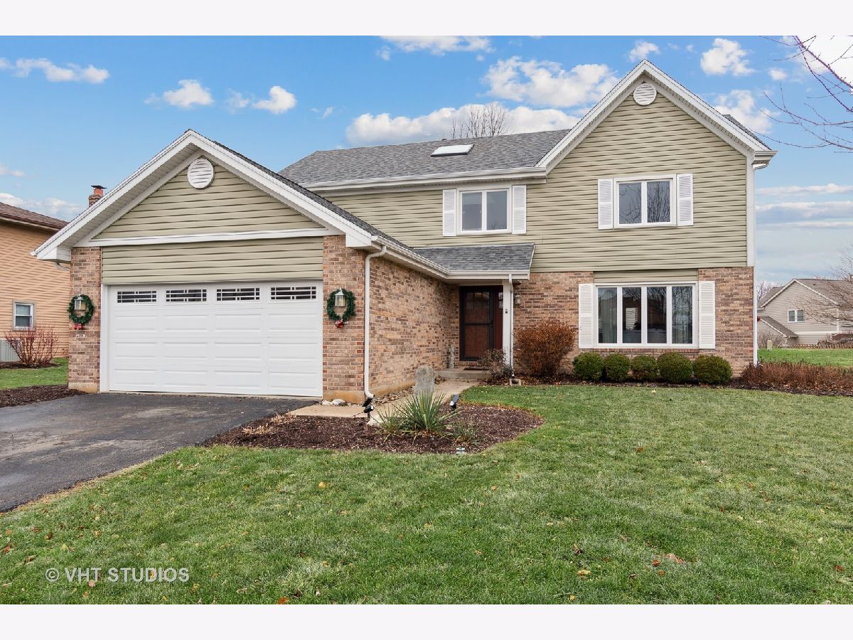 Homes Sold Amberwood Aurora Illinois, 12 Mayfair
