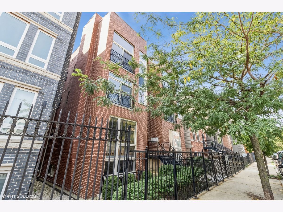 Condos & Townhomes Sold Noble Square Chicago Illinois, 1419 Walton