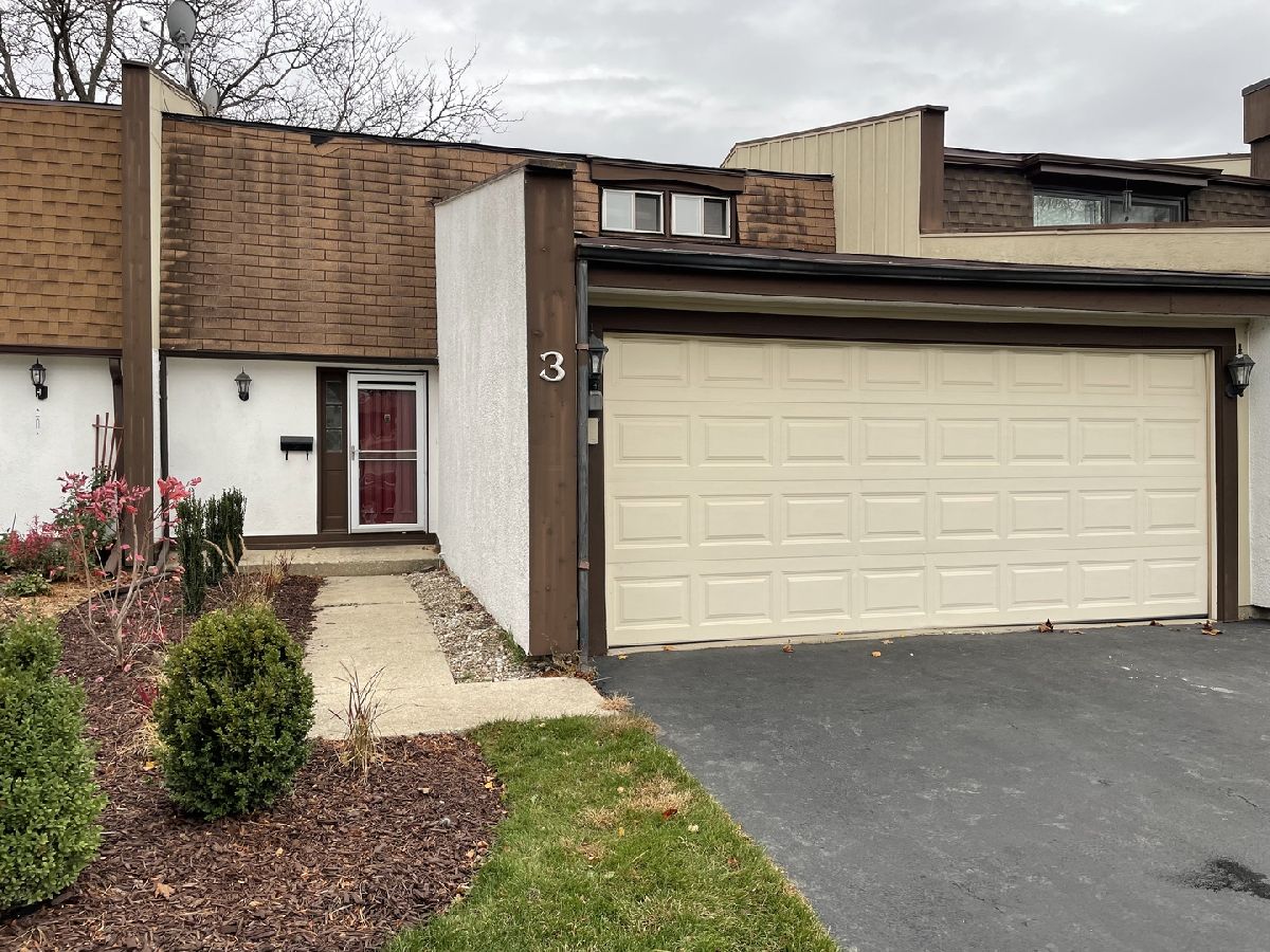 Townhomes Rented Acacia Indian Head Park Illinois, 3 Tanglewood