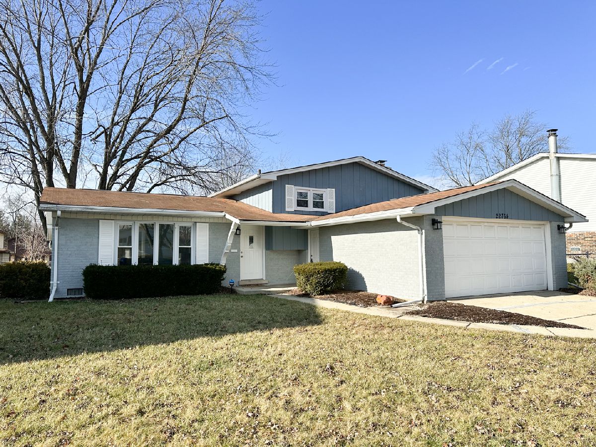 Homes Sold Lakewood Manor Richton Park Illinois, 22764 Redwood