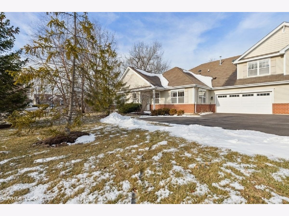 Townhomes Sold Traditions At Glen Flora Waukegan Illinois, 2554 Burnside