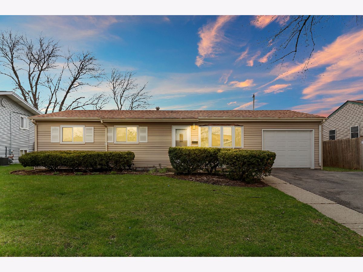 Homes Rented Larkdale Wauconda Illinois, 1180 Larkdale Row