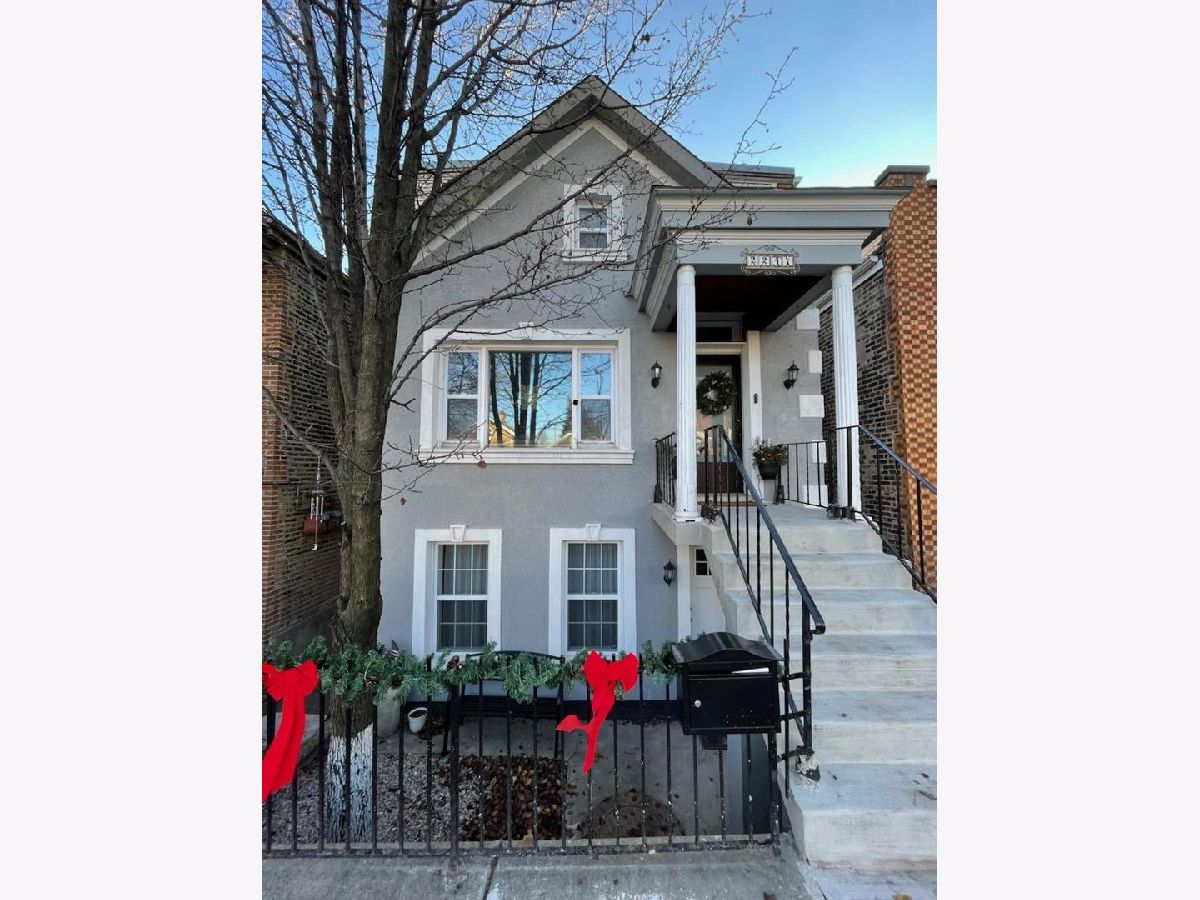 Condominiums & Homes Rented Heart Of Chicago Chicago Illinois, 2247 24th
