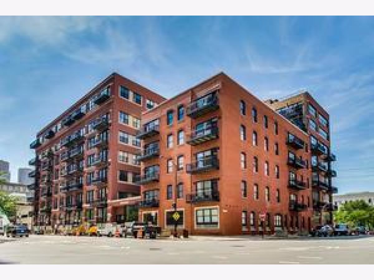 Condos & Townhomes Rented Clinton Street Lofts Chicago Illinois, 226 Clinton