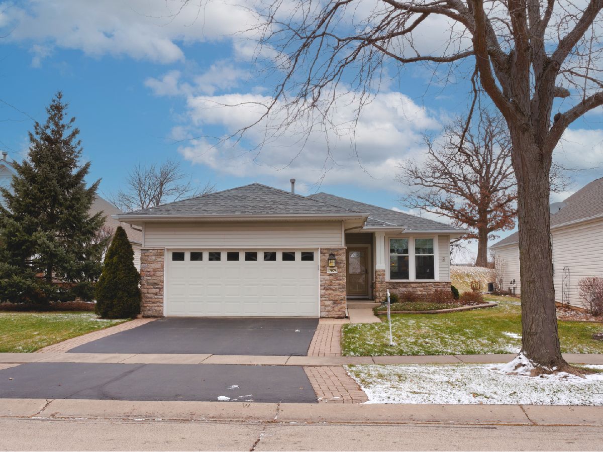 Del Webb Sun City Huntley IL, Homes & Townhomes & Condos For Sale & For