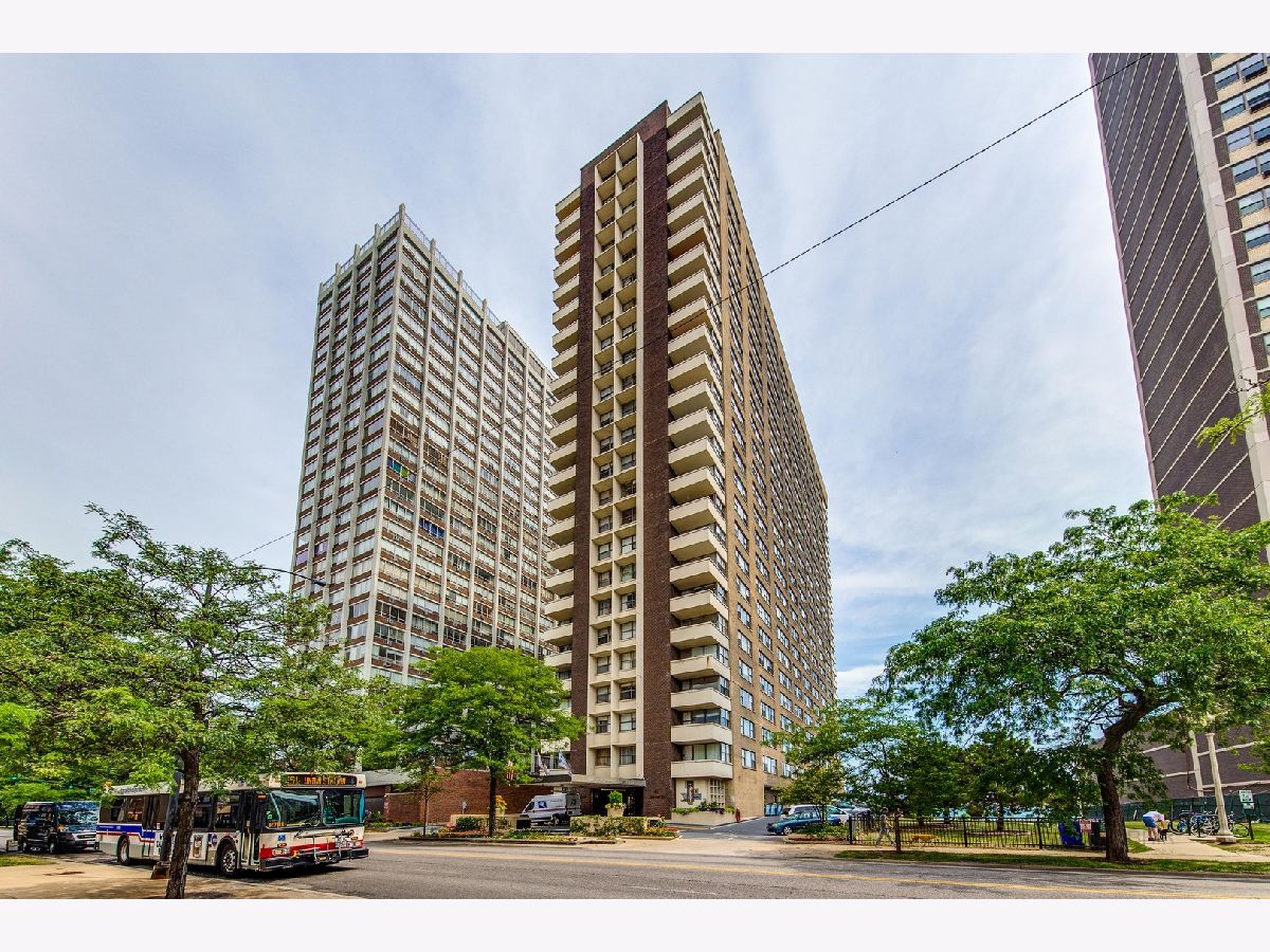 Condominiums Sold El Lago Chicago Illinois, 6157 Sheridan