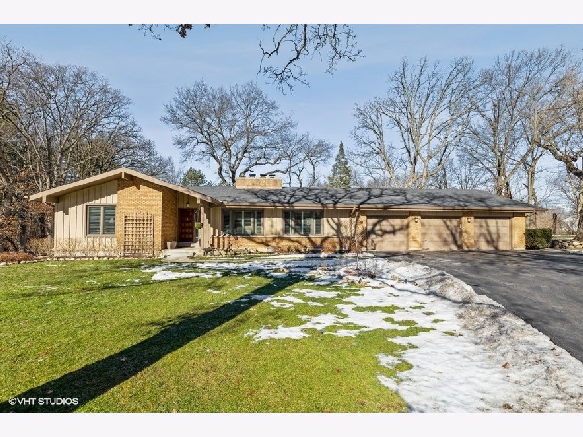 Homes Sold Country Woods Crystal Lake Illinois, 7408 Chesterfield
