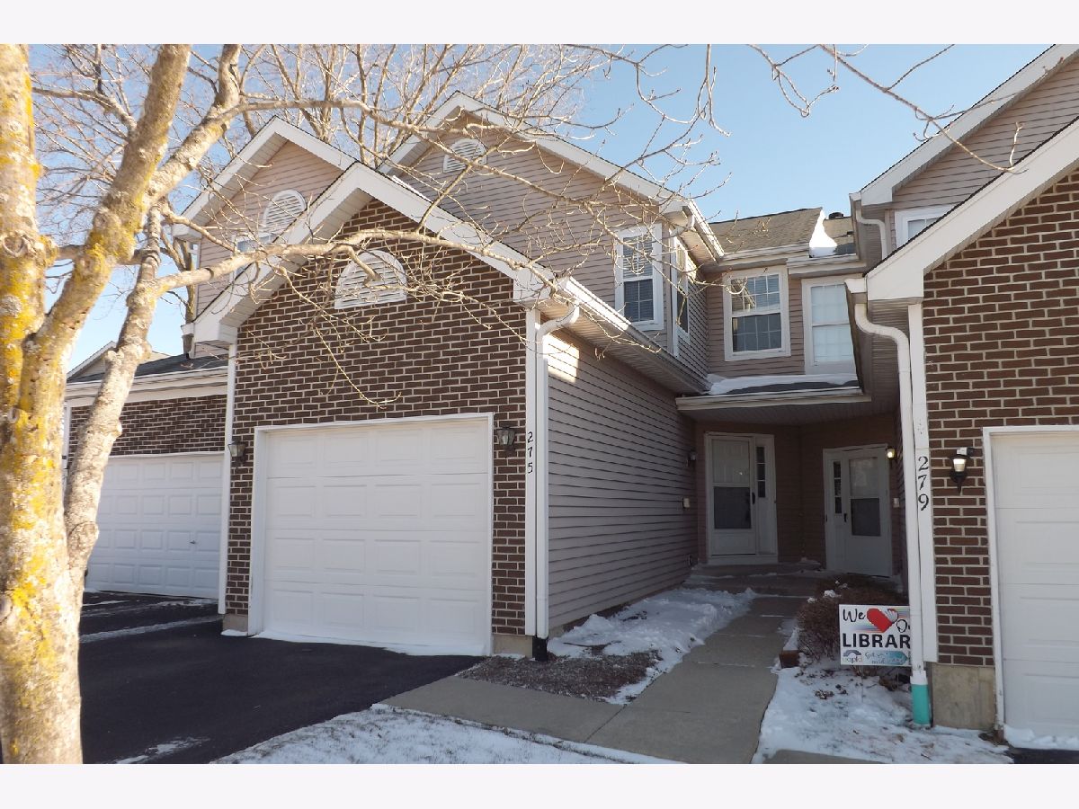 Townhomes & Homes Sold Highland Glen Algonquin Illinois, 275 Partridge