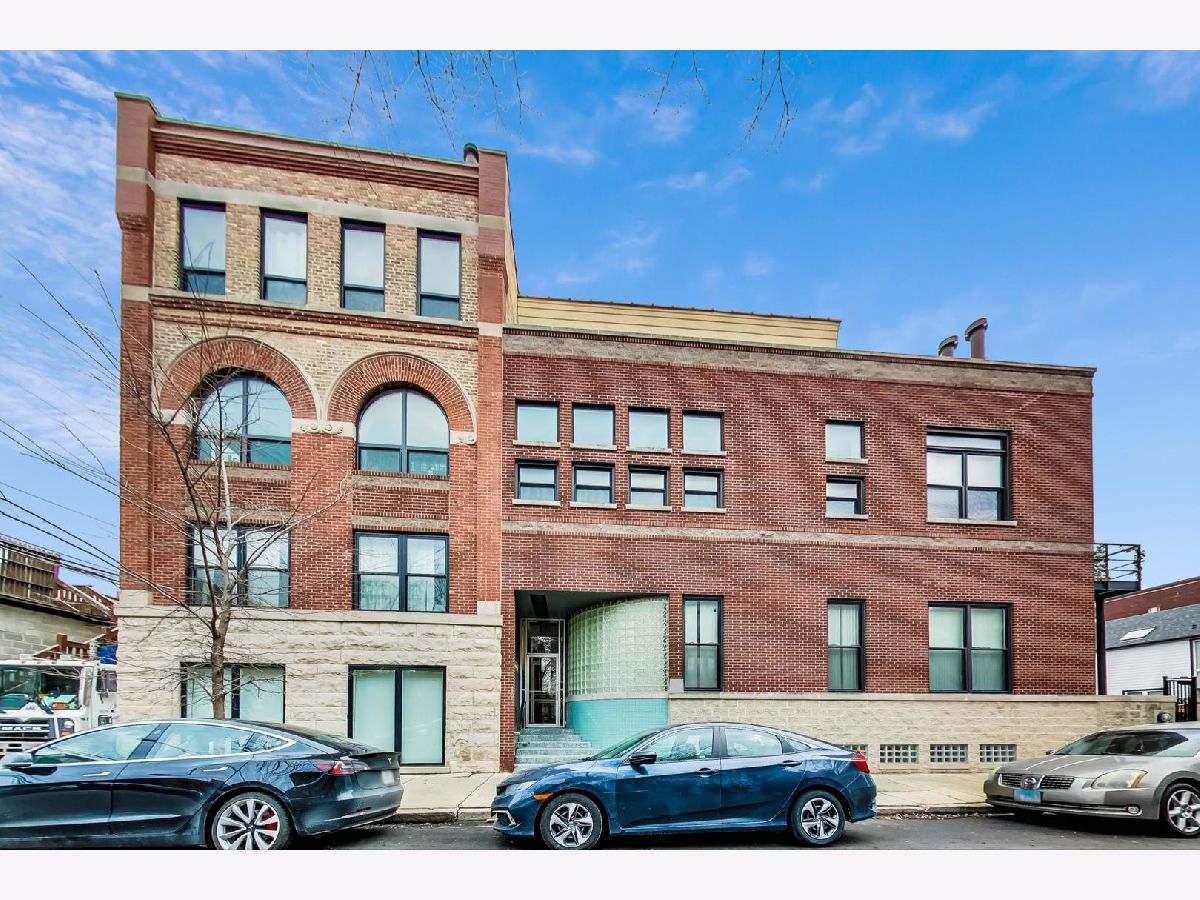 Condos & Townhomes Sold Greenview Place Lofts Chicago Illinois, 2343 Greenview