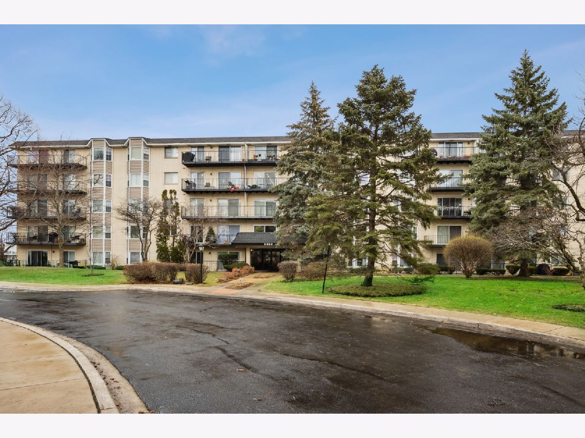 Condominiums & Homes Sold Morton Grove Estates Morton Grove Illinois, 8620 Waukegan