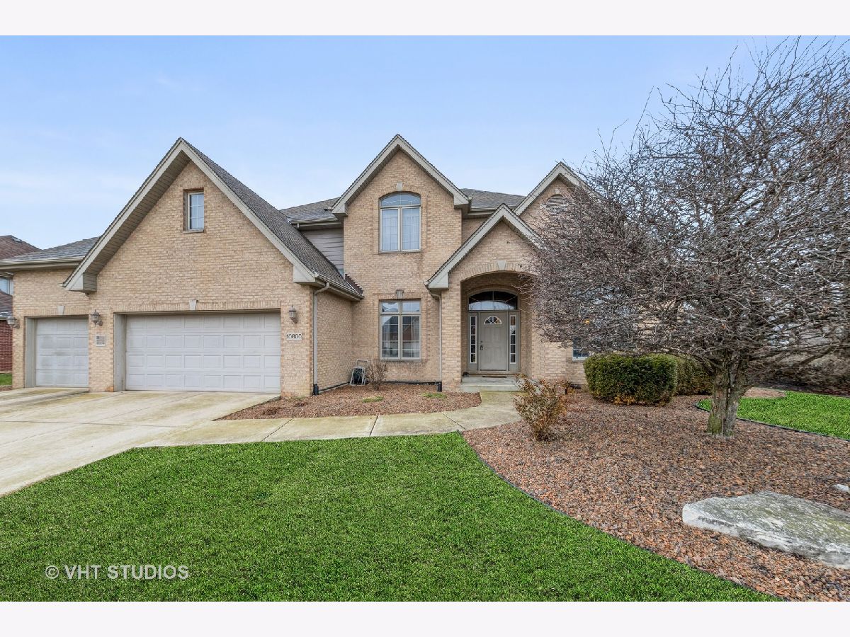 Homes Sold Cardinal Lake Frankfort Illinois, 10806 Swallow Tail