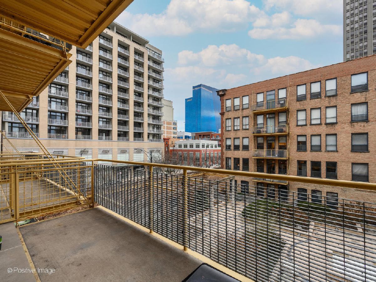 1910 Indiana Avenue, Chicago, Illinois 60616 MLS 11698446 WinterCohen