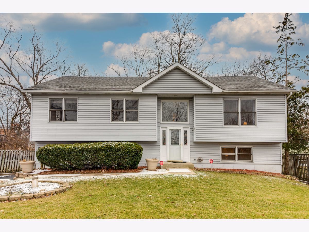 Homes Sold Petite Lake Highwoods Lake Villa Illinois, 24847 Forest