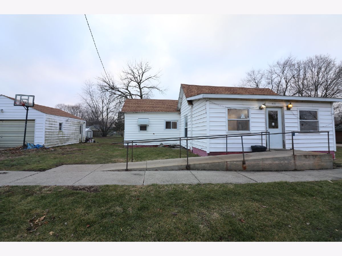  Sold Dewitt Illinois, 801 Bloomington