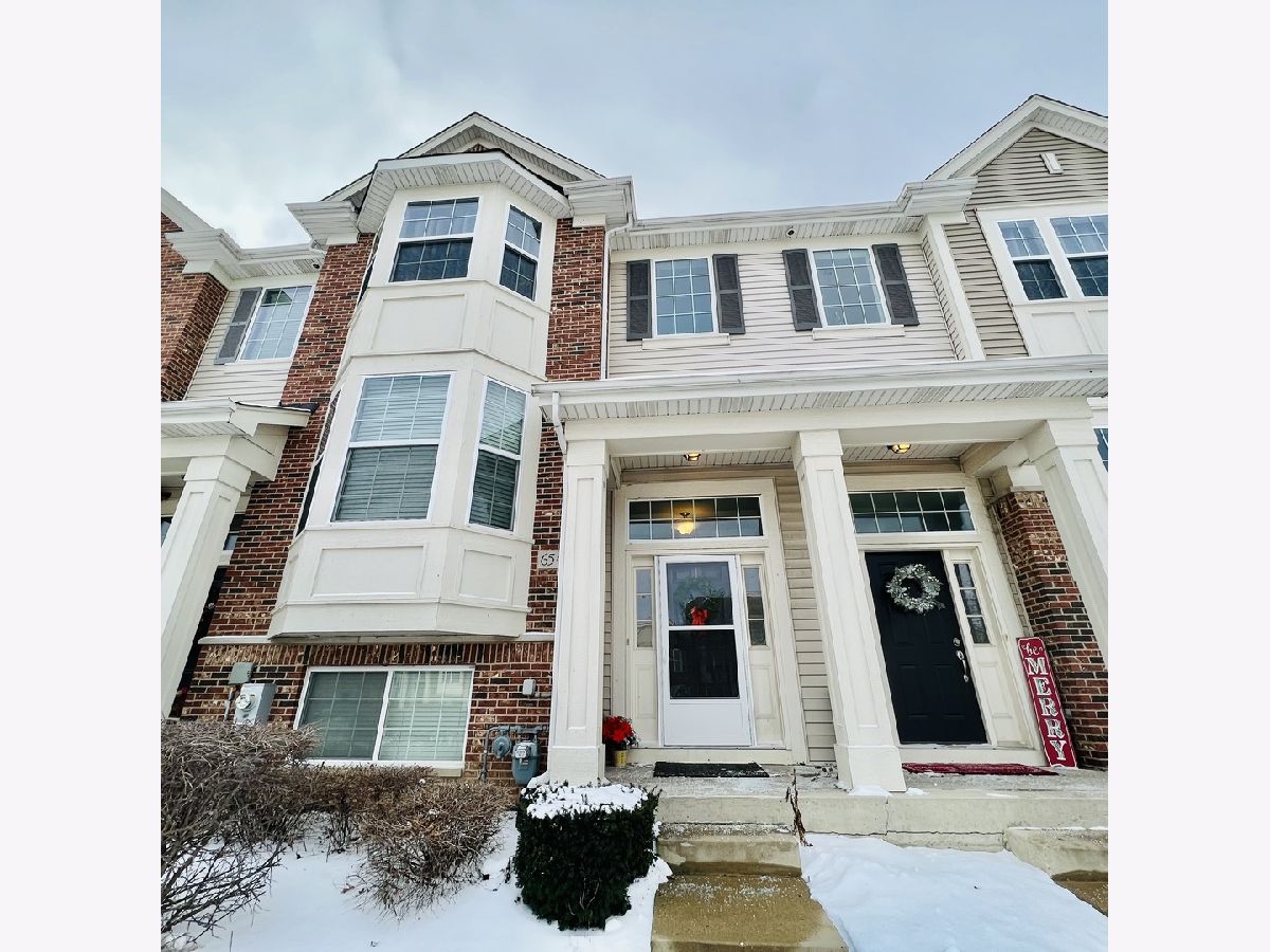  For Rent Hanover Park Illinois, 6544 Lilac