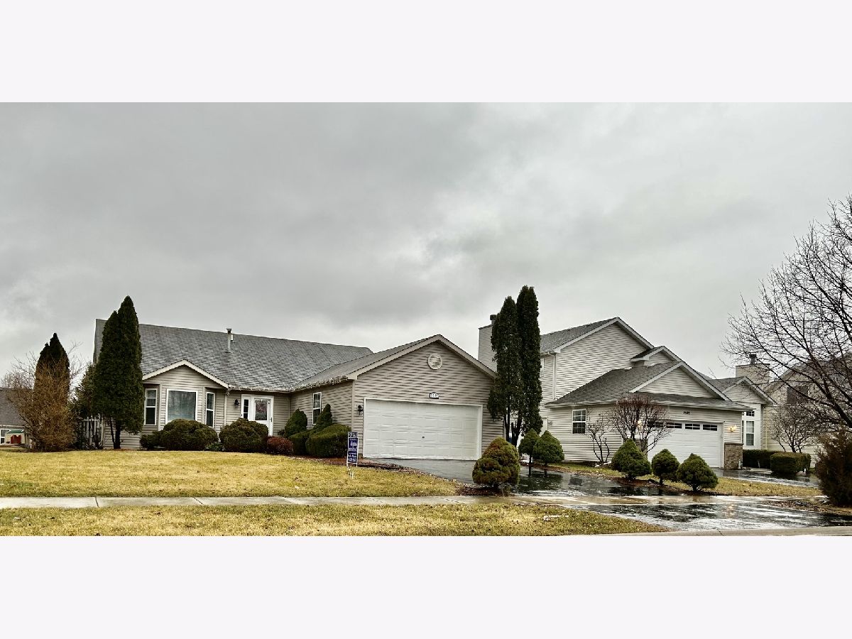 Homes Sold Fox Meadow Crest Hill Illinois, 2505 Fox Meadow