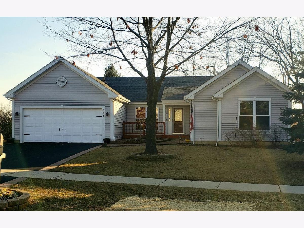 Homes Sold Winddance Lake Villa Illinois, 887 Breeze