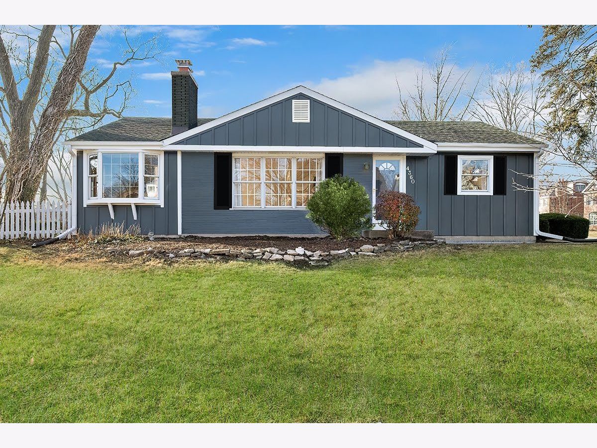 Homes & Townhomes Rented Old Town Western Springs Illinois, 4360 Prospect