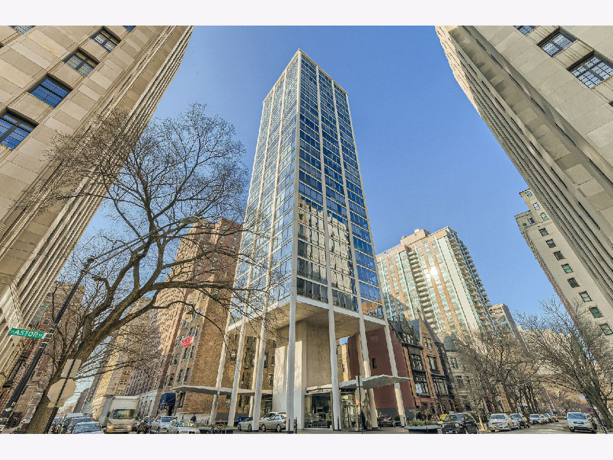 Condominiums Sold Astor Tower Chicago Illinois, 1300 Astor