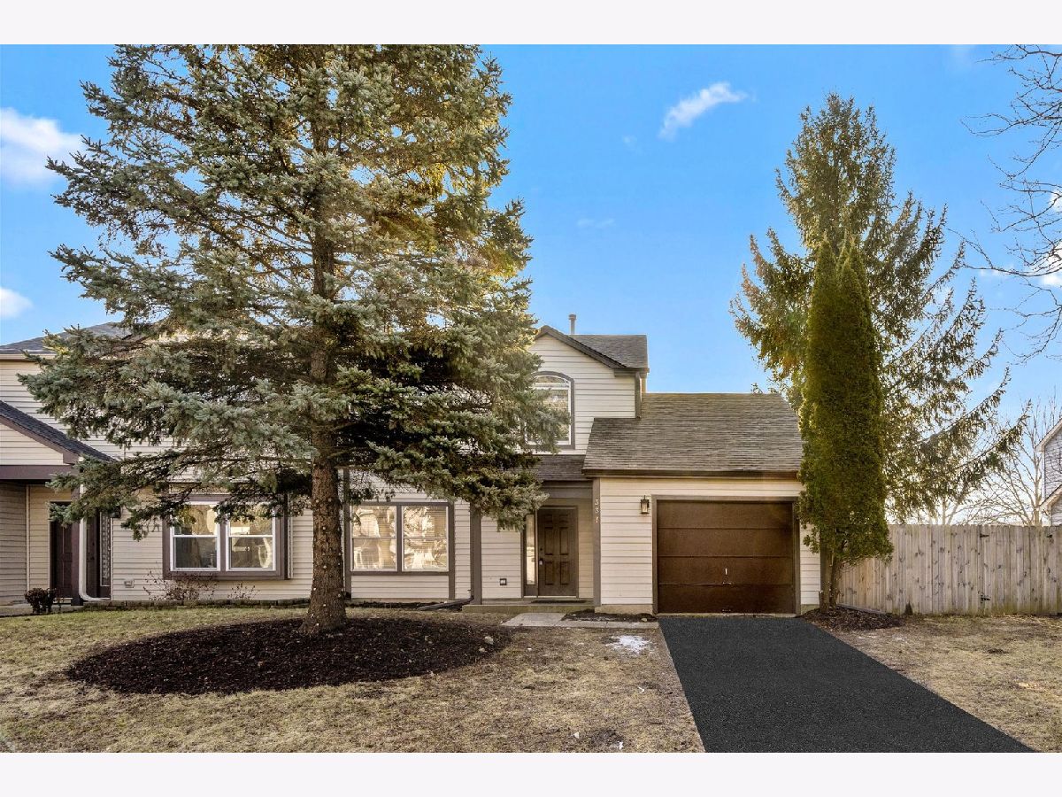 Condos & Townhomes Sold Woodland Creek Elgin Illinois, 337 Chaparral