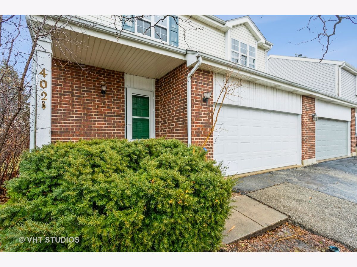 Townhomes Sold Meadowalk Romeoville Illinois, 402 Walden