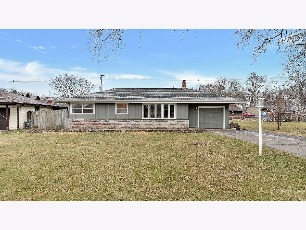 Homes Sold Holiday Hills Mchenry Illinois, 1505 Evergreen