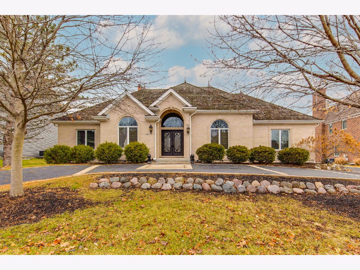 Homes & Condos & Townhomes Sold Boulder Ridge Lake In The Hills Illinois, 841 Mason